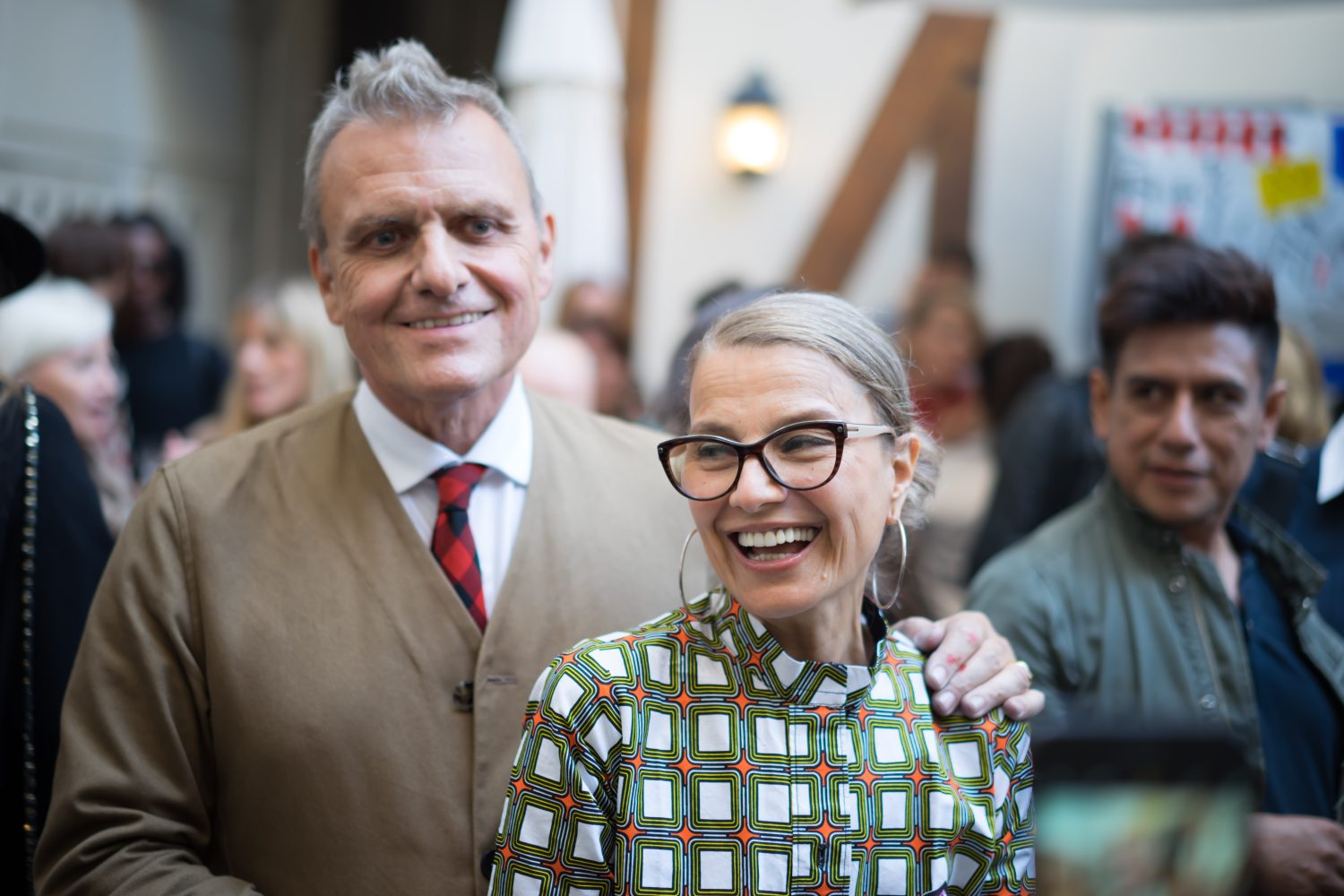 Say Who - Elli Medeiros