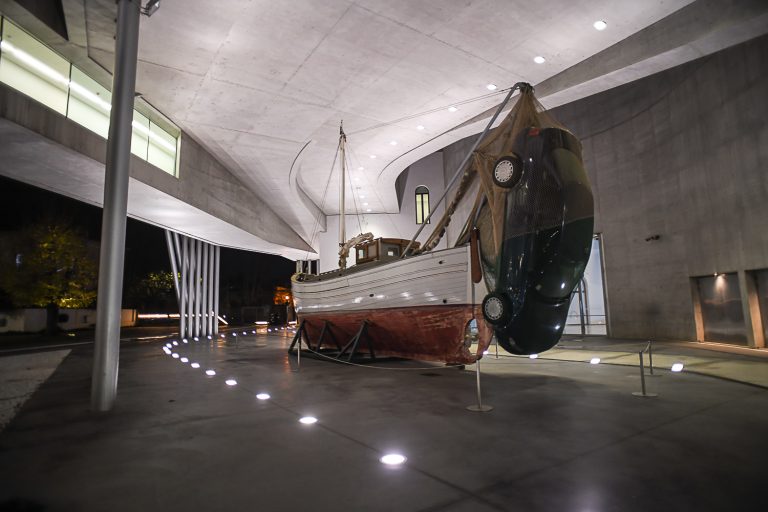 Rem Koolhaas and Irma Boom present "Elements of Architecture" Say Who